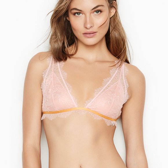 Victoria's Secret Other - Victoria’s Secret Dream Angels Chantilly Lace Bralette NWT